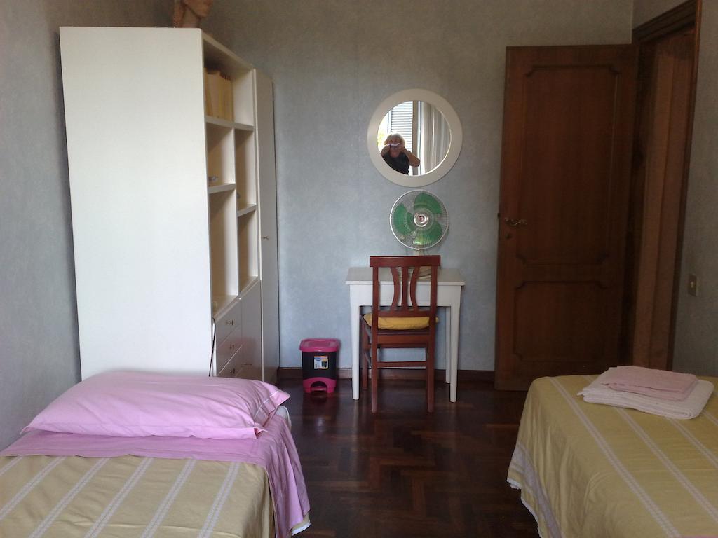 Amici Di Roma Apartment Exterior photo